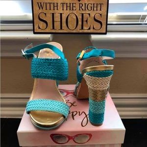 ✨VINCE CAMUTO SHOES ( SIZE 6) ✨